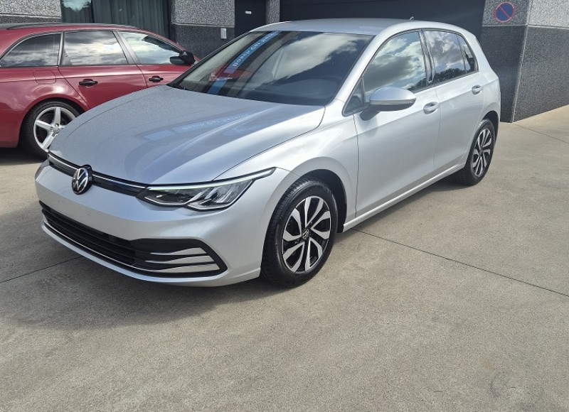 Volkswagen Golf 1.0TSI
